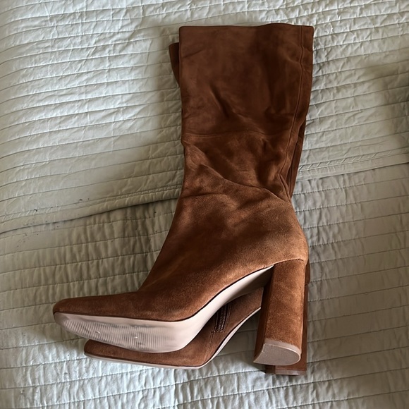Brown suede boots 11 - Picture 2 of 4